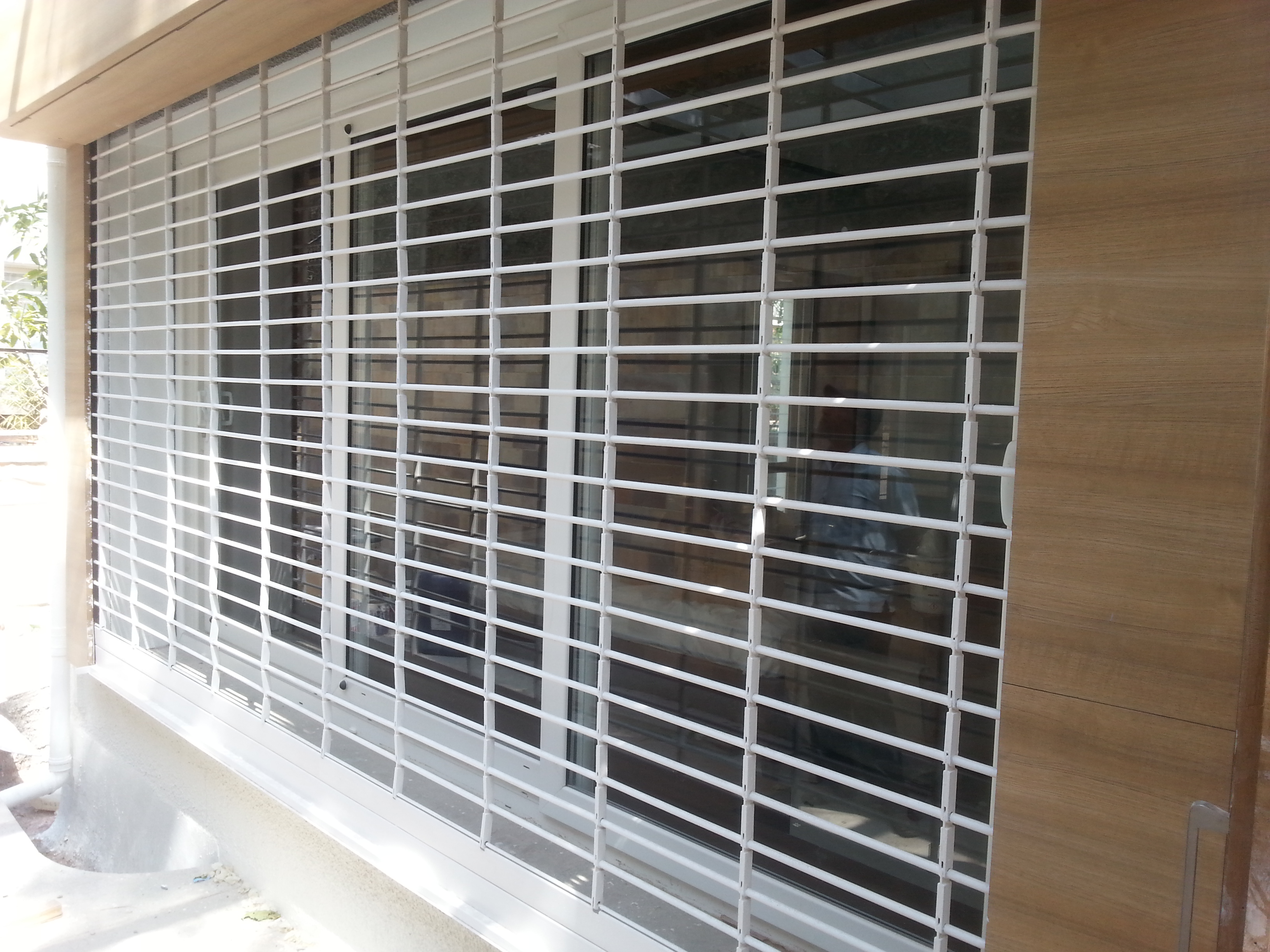 Grill / Perforated Rolling Shutters